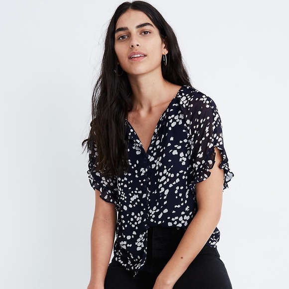 NWT Memento Ruffle-Sleeve Top in Drifting Petals